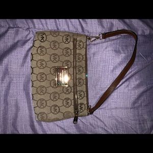 Wristlet
